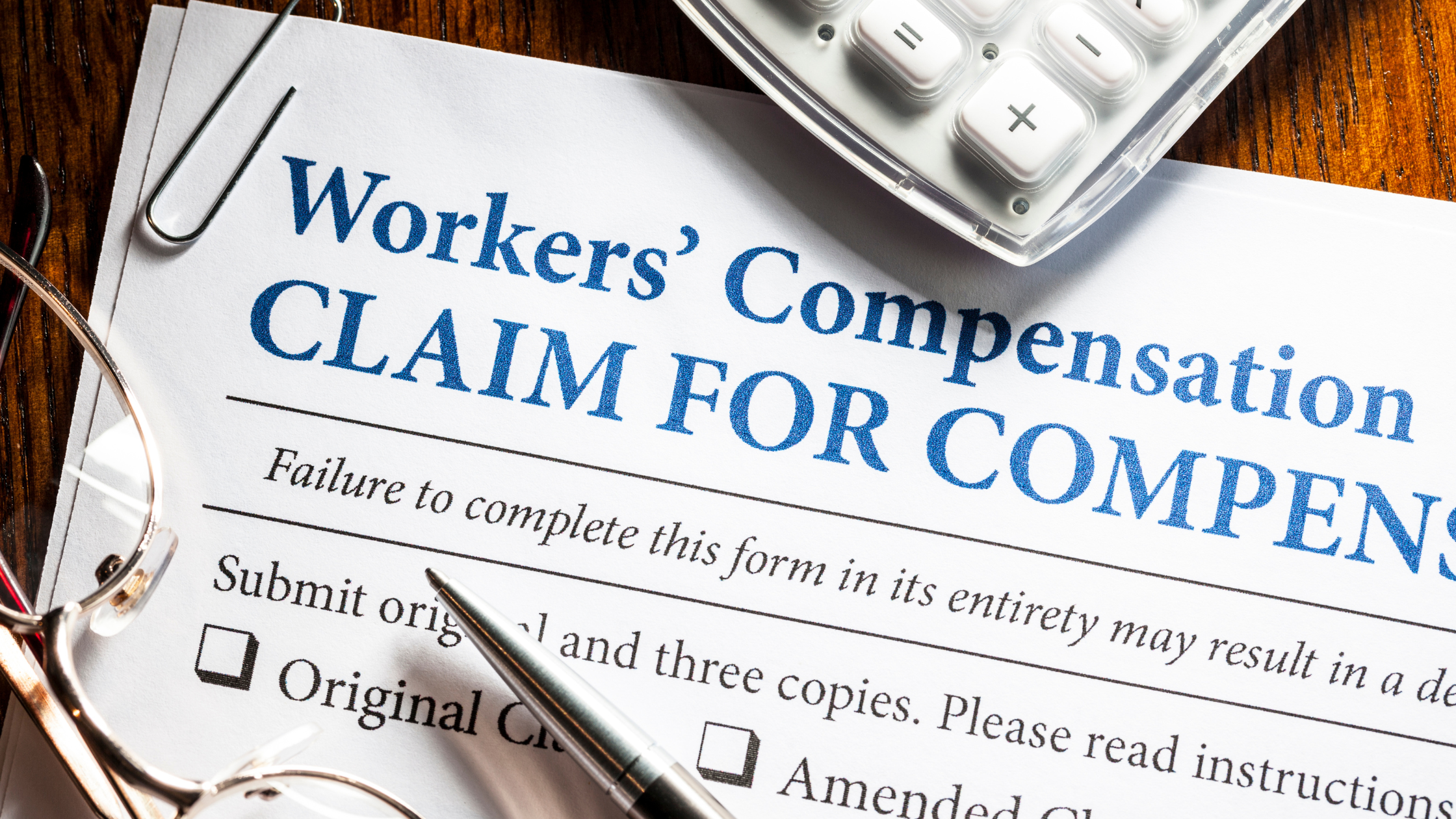 Cómo Presentar un Reclamo de Compensación Laboral en California